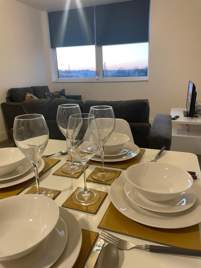 Ferienhaus #0511 Two Bedroom Serviced - Free Parking *